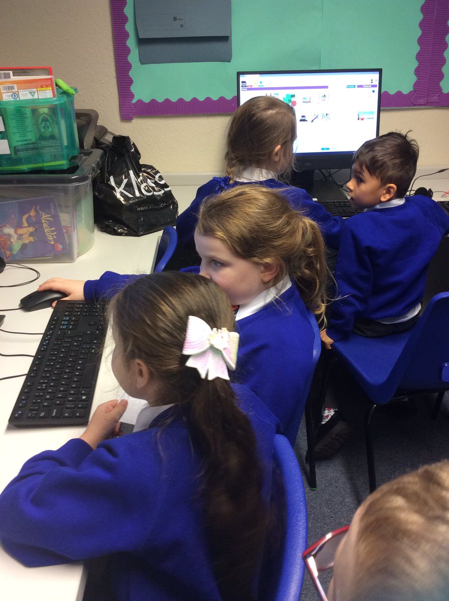 Thats_Mr_B's tweet photo. I had the pleasure of taking Y1N for their Computing lesson this afternoon. We logged on to the computers independently and then logged in to Purple Mash. We have some Computing superstars in Y1 @missG_stmarys @KGrangeStMarys @ExecHTStMarys #StMarysComputing #TechWizards https://t.co/rFzbTQHIgx