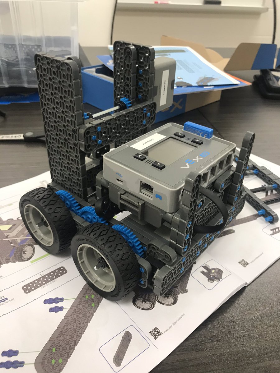 MsRicher44's tweet photo. โGirls who Botโ #vexIQ .... spent the morning building with @Ms_Rebelo. Only half way, but super excited to see it coming together #teachingpartner #greatminds #engineers Canโt wait to explore with the students! @stalphonsaDP https://t.co/WUM8YdqgEA