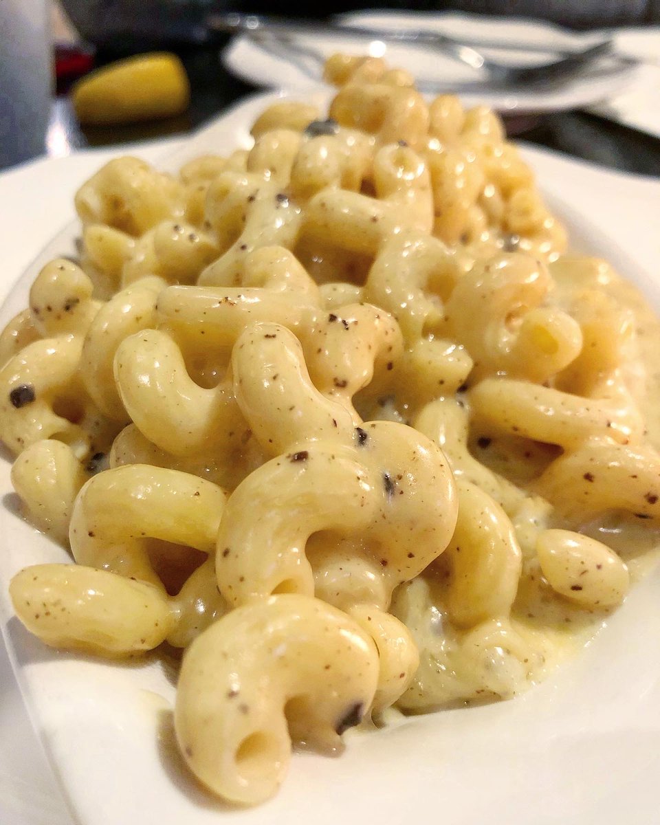 How about some cheese with that wine?! Be sure to join us today at #20eChicago half-off select bottles of wine! 🍷🧀