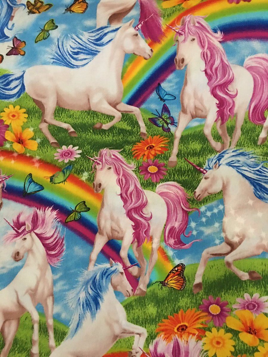 graycodesigns's tweet image. This fabric. I have no words. Too cool for inserts. Not cool enough for inserts.