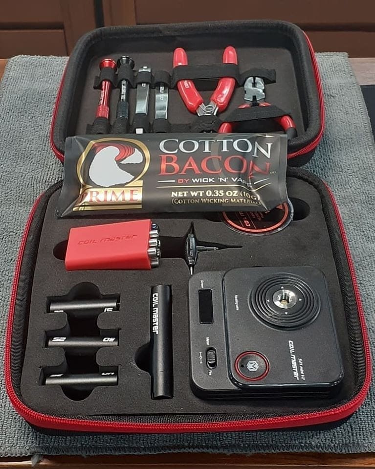 ColeZaboe's tweet photo. Time to rebuild‼ #redbeardvaper #vgod #deadrabbit #deadrabbitrda #coilmaster #aquaejuice #vapersofig #vapers #vapersofinstagram #vapersofig #vapecommunity #vapecommunity #vapefam #vapefamily #vaperstuff #vapingstyle #vaping #vapestagram https://t.co/hbjlnzIBke