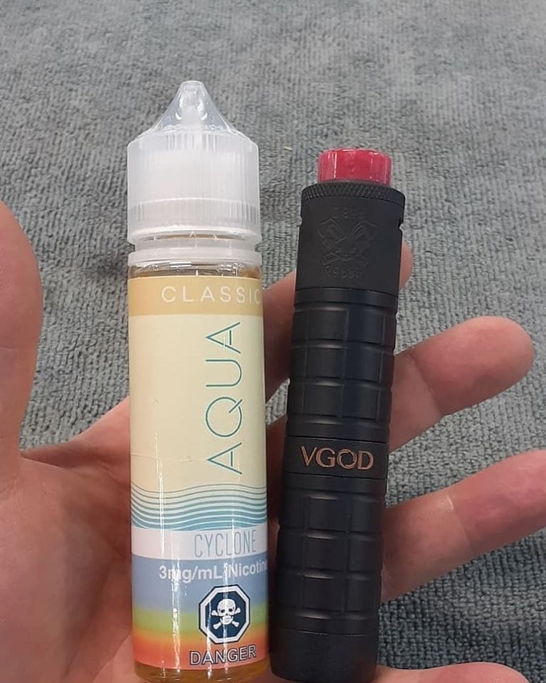 ColeZaboe's tweet photo. Time to rebuild‼ #redbeardvaper #vgod #deadrabbit #deadrabbitrda #coilmaster #aquaejuice #vapersofig #vapers #vapersofinstagram #vapersofig #vapecommunity #vapecommunity #vapefam #vapefamily #vaperstuff #vapingstyle #vaping #vapestagram https://t.co/hbjlnzIBke