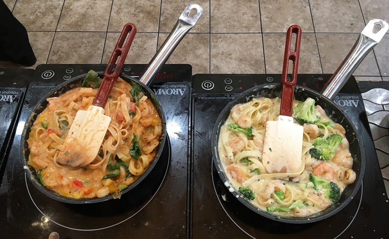 ShrimpBoatOasis's tweet photo. Join us for today's Pasta Bar! :D https://t.co/DqjnmCFUFm