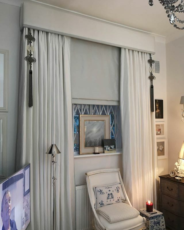 PosnerInteriors's tweet photo. The devil is in the detail.
This silk pelmet curtains and roman blind look lovely with a contrast trim. Another happy customer 😊 https://t.co/DwnqjiOovP https://t.co/ErrXcMVSlE