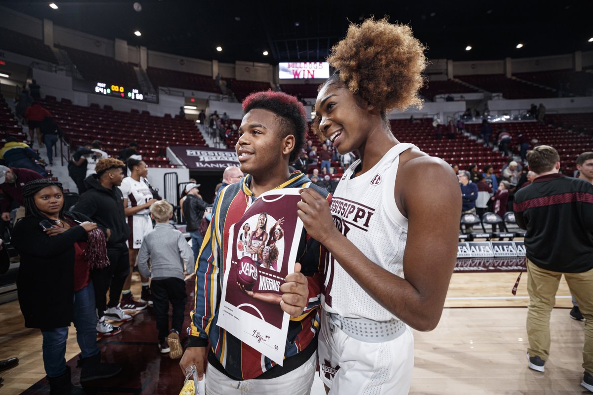 HailStateWBK's tweet photo. We’re so glad to be home for these next two games 💞

#HailState🐶 https://t.co/YkUi2f0Eh6