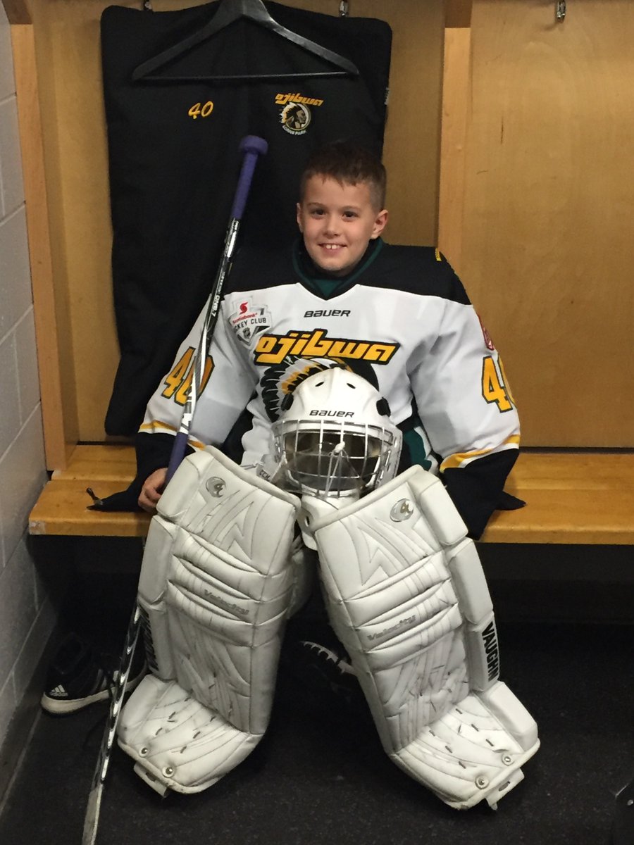 LPCHockey's tweet photo. WEDNESDAY WINDOW ON THE WILD

A dedicated Goalie Shawn Hicks started in the Clarkson Tyke Program, then playing for Lorne Park and here he is now with the Lorne Park Clarkson Wild.

#lpcha #youthhockey #hockeydreams #growinguphockey #gowild #shawnhicks #dedication https://t.co/XY9v9OauuV