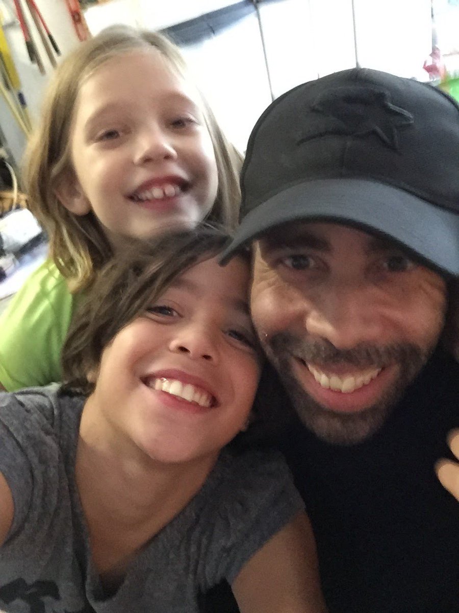 TyHammy's tweet photo. #girldad https://t.co/ZyEiwMoqLR