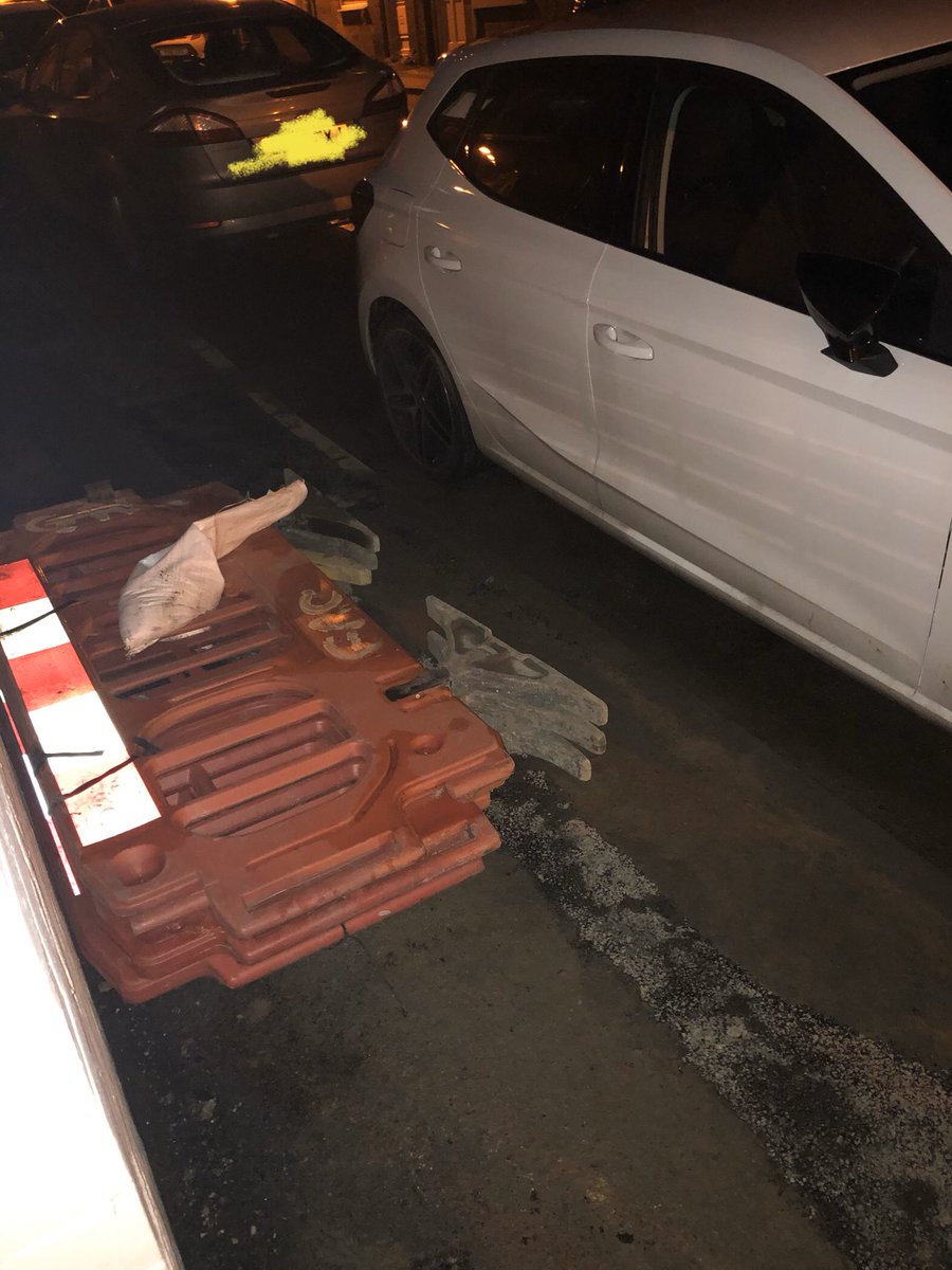 Sambie's tweet photo. When you have a long assed work day, @BritishGas screw you by actually not insuring you for anything with your home care ‘insurance cover’ and you then get home to @virginmedia dumping their crap outside your house... 👍🏼 #winningatlife 😫😠😑 #FFS #PassTheWine https://t.co/nXhZRkUCOP