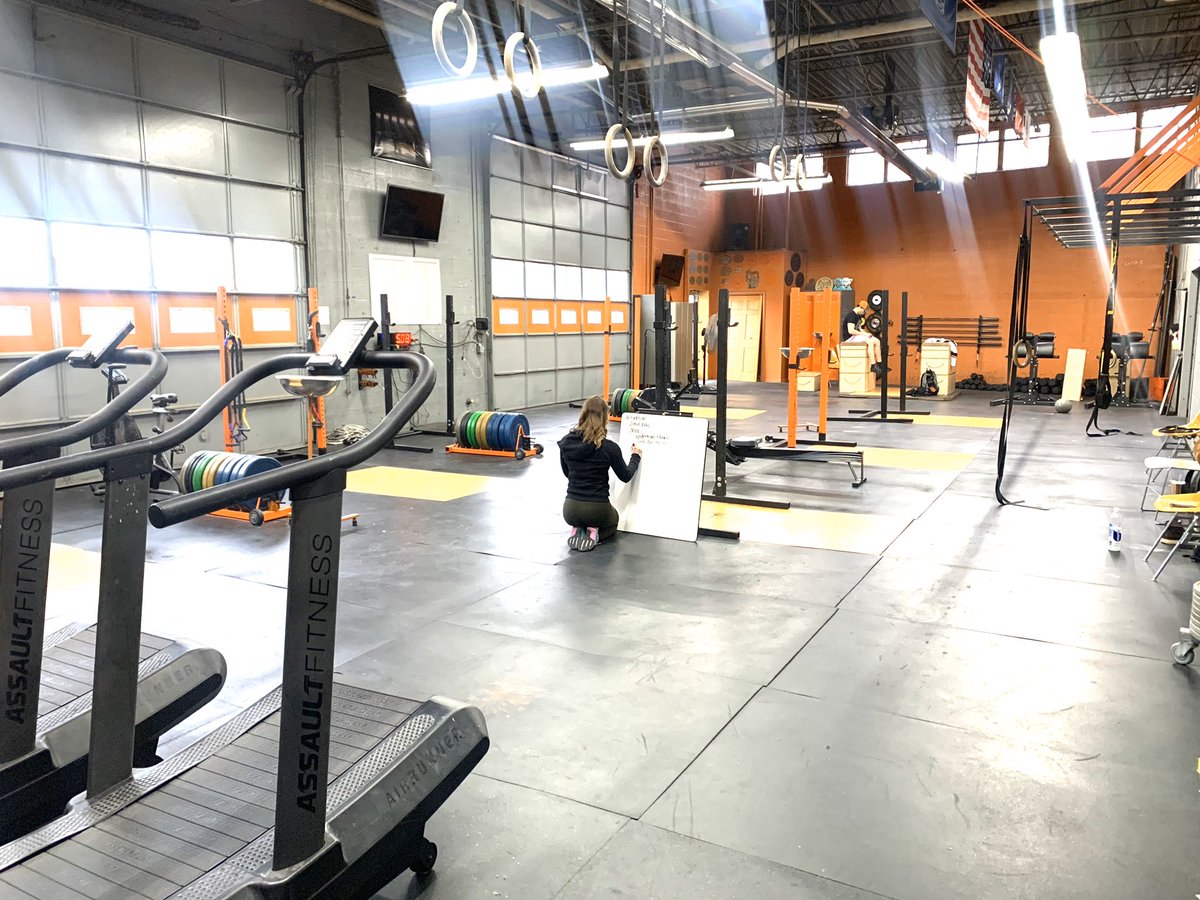 TheCEO_UTS's tweet photo. (Prayer, Hard work, Determination)
#MakeYourPassionYourProfession
•
The (NEW) UTS Sports Performance Facility Located in Grand Rapids, Michigan || (Powered By:: 8DG)
•
#UTSsportsTraining #UTSEliteAAUprogram #Agency #Facility 
(https://t.co/O2hKedLE2M || https://t.co/8Ygdn9B45s) https://t.co/ZZBIjV2dVj