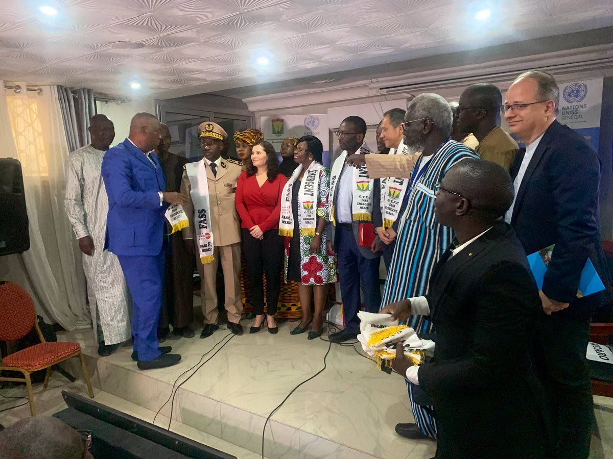 UNFPASenegal's tweet photo. Madame @CecileZ9 Représentante @UNFPASenegal est nommée citoyenne d’honneur de la mairie de Fass Geule Tapée Fass Colobane #OneUNSenegal https://t.co/DO9Jt29ix8
