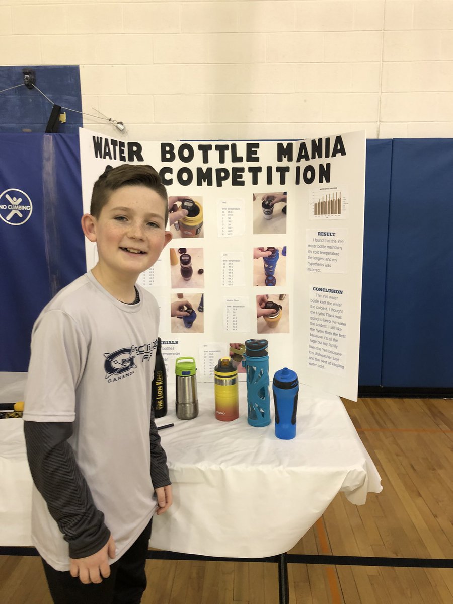 kcarvan's tweet photo. Science Fair tonight, 6-8 Richard Mann gym. Come see some top notch projects and walk the plank #VRrocks #scienceiscool get a Solar Bead Keychain! @WeAreGananda https://t.co/gM4djKU9Oz