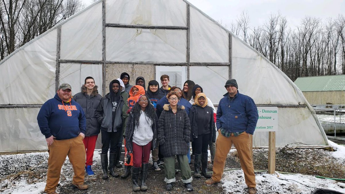 NYwaterEnviro's tweet photo. NYWEA's Certification Administrator & @villageofminoa staff at the #WaterResourceRecoveryFacility gave a tour to students in Jaime Rodriguez’ Natural Resources @SCSDCTE program. This program exposes middle & high school students to #environmentalcareers!
#nywea #wef #operators https://t.co/OyNOSeLcAc