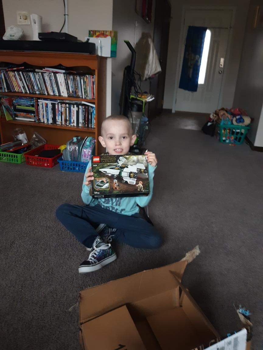 BlessingsBree's tweet photo. This little guy wanted Legos but also wanted an iPod so we got him both. He was so happy to receive his gifts. His mom said the iPod is a huge blessing! To everyone who supports our mission in any way possible, thank you! https://t.co/yiNQHtShNP