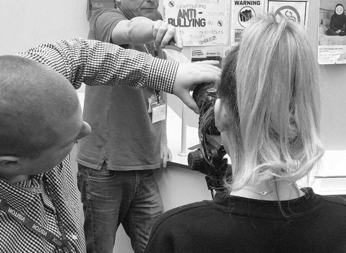 pac_cic's tweet photo. Young people behind the camera learning new skills and an amazing sketch from a very talented young women. We’ve had a great day @TamesidePRS #creative #engagement #filmmaking #process #knifecrime #campaign #onelifeonelove #tameside https://t.co/WI66KYbkOi
