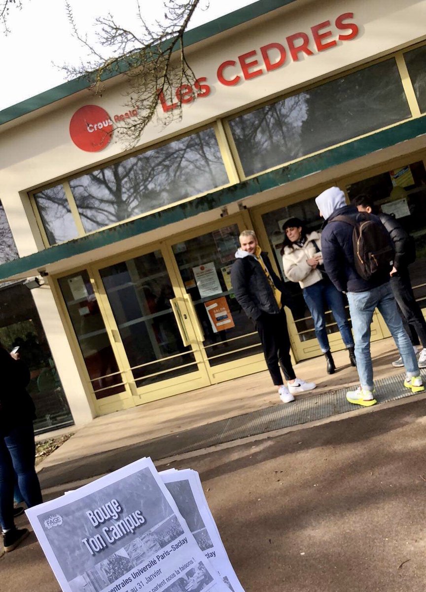 bde_staps_uge's tweet photo. Le @bdestapsmlv 🐊 était présent aux côtés de l’@aestapsorsay & de l’@AEMSOorsay91 pour leurs #electionscentrales !
🗳 Voter #BOUGETONCAMPUS permet d’élire des représentants étudiants au CA de l’université, pour faire remonter les problématiques des 👨🏻🎓 au quotidien.
@ANESTAPS https://t.co/Vf0hEFmfQo