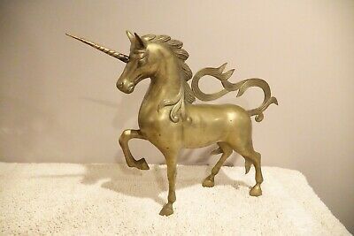 FaustInternati1's tweet photo. Look at this on eBay https://t.co/rK50c9ux0l #unicorn #art #vintage #homedecor https://t.co/RwIGooskXW