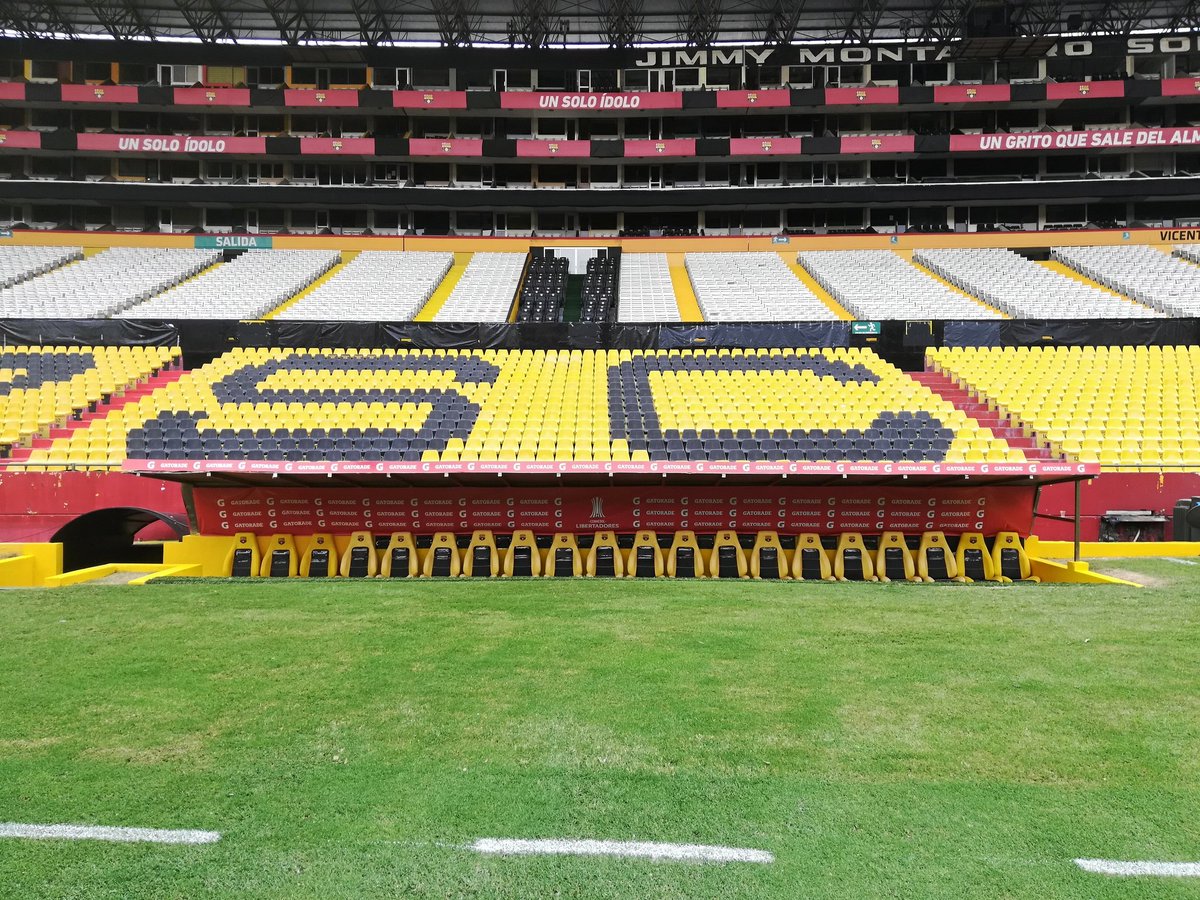 ProgresoOficial's tweet photo. Felicitaciones a @BarcelonaSC por las condiciones de su Estadio 🏟. Realmente hermoso, un placer tener el desafío de jugar acá.

¡Estamos prontos!

No termina hasta que termina... 

#SoyDelGaucho #SomosBarrio #JuegaProgreso https://t.co/q42cBaA1fd