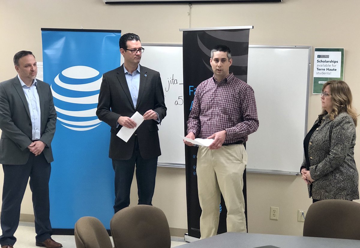 PepperMulherin's tweet photo. @RoyWrightsman talks about the need of high speed internet in Parke County, re. @FirstNet agriculture, work from home, medical, property values as @ParkeCounty county council member + tourism, joining @ATTIndiana @soards #FixedWirelessInternet https://t.co/6m6q1pMNN2