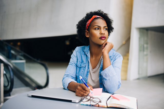 parkhurstheidi's tweet photo. Writing a good thank-you note isn’t just polite, it can sometimes be a tiebreaker on the #jobfront. https://t.co/E7ll8vPZTr https://t.co/ilRUb00apU