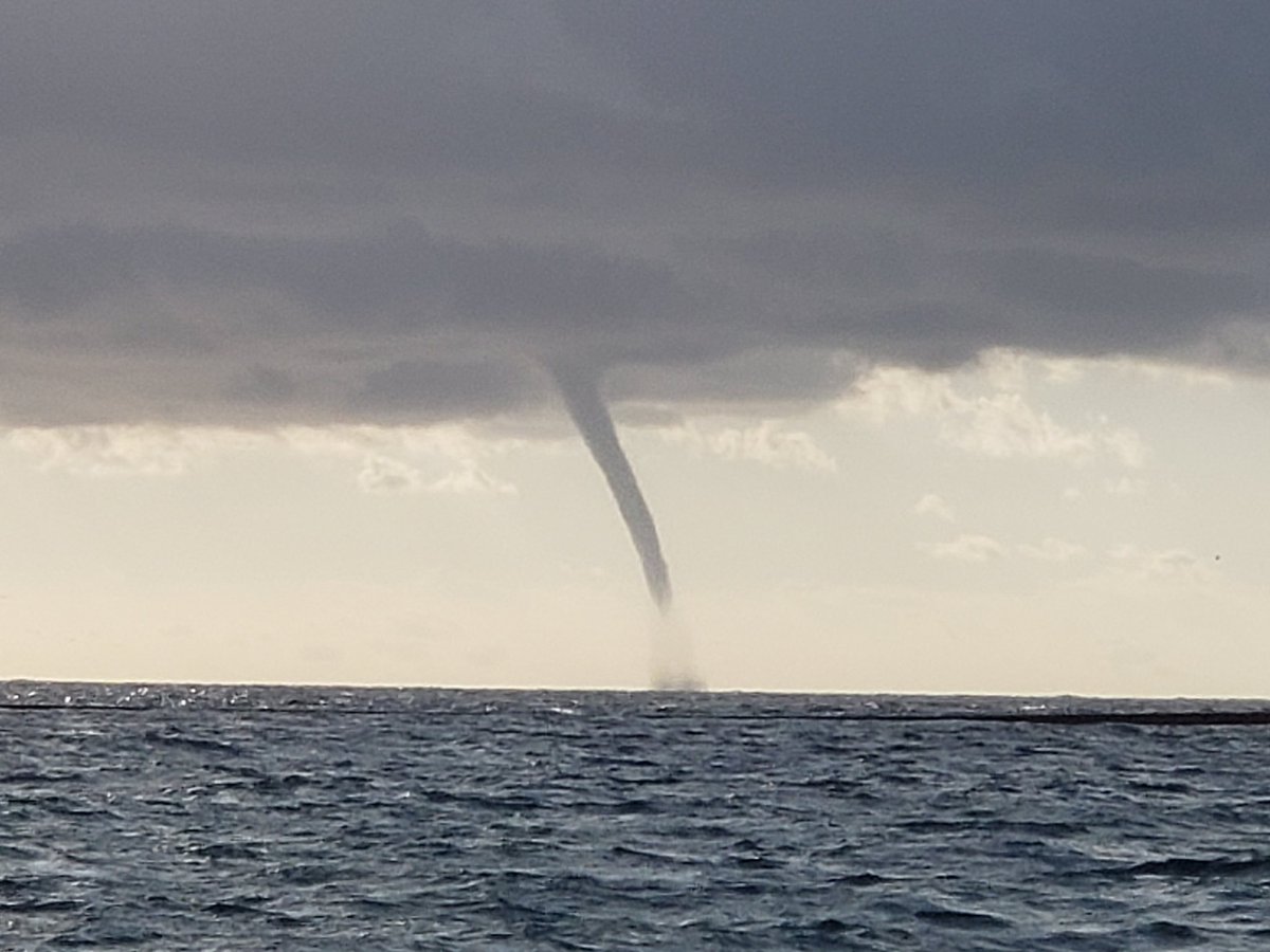 sydycitrine's tweet photo. #waterspout off of Delray Beach, FL this morning! 
@CBS12 @WPBF25News @weatherchannel #delraybeach #weather #floridaweather #weatherevent #storm https://t.co/S1nGtQLqT8
