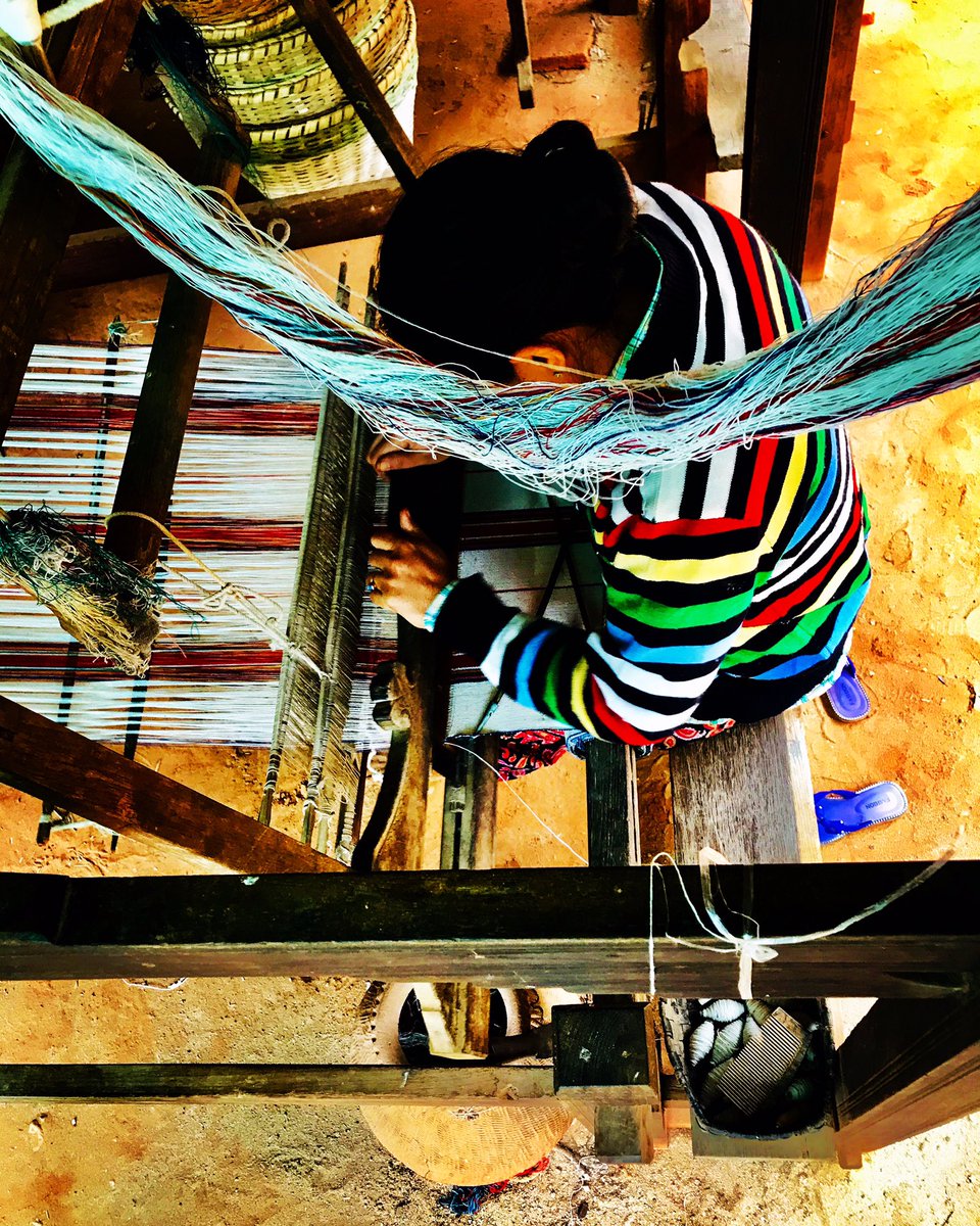 javibz2002's tweet photo. “Local Village”🏘 handmade! Bagan, Myanmar 🇲🇲#naturephotography #adventure #amazingworld #authentic #beautifulpeople #happiness #localpeople #ibicencoxelmundo #funnythings #mylife #myway #lifestyle #follow #travel #travelphotography #myanmar #bagan #localvillage #handmade https://t.co/TTepZ37EZc