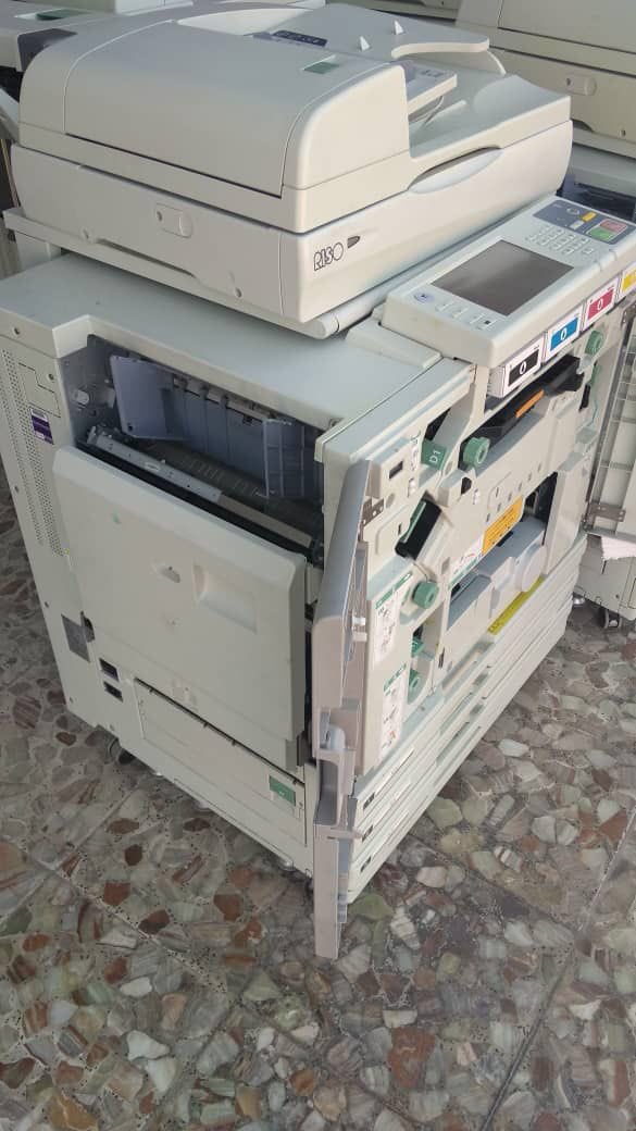 RComcolor's tweet photo. #iran #riso #comcolor 
#service 
#ink
#parts
00982166001100 https://t.co/tEPBAaUCRY