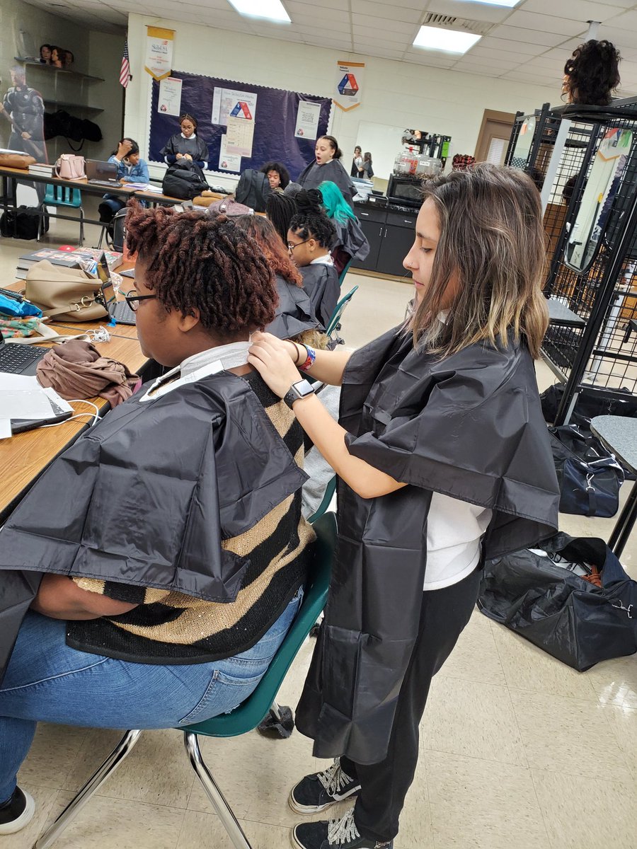 Color_Me_Crazee's tweet photo. Today the students practiced their draping. @NewCTE #BoldlyGoing https://t.co/LS36hzj6pY