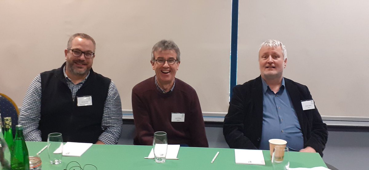 tatophil's tweet photo. A collection of 'ologists about the bring us up to date on controlling virus in #potatoes #SACAPP @PotatoHutton @ScotGovSASA @SRUC @FeraPlantClinic https://t.co/QcCTXcNVBP