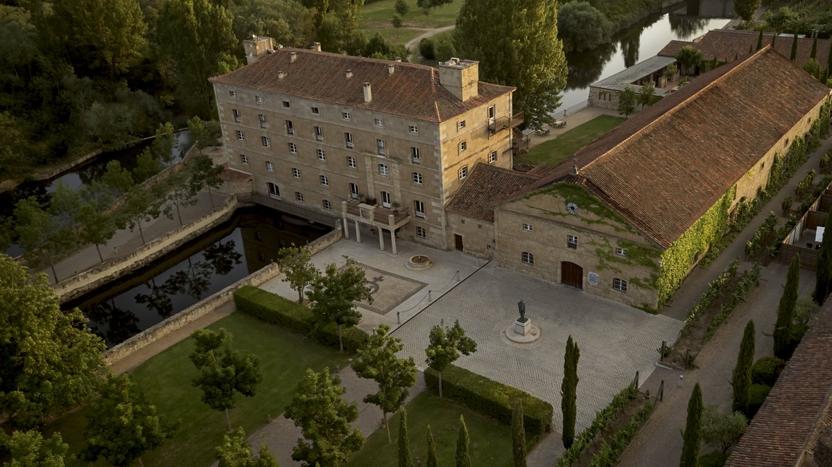 Hacienda Zorita bebe de la filosofía de armonizar lo antiguo y lo moderno para disfrutar lo mejor de lo que fuimos y lo mejor de lo que somos. ¡Ven a comprobarlo! #FelizMiercoles