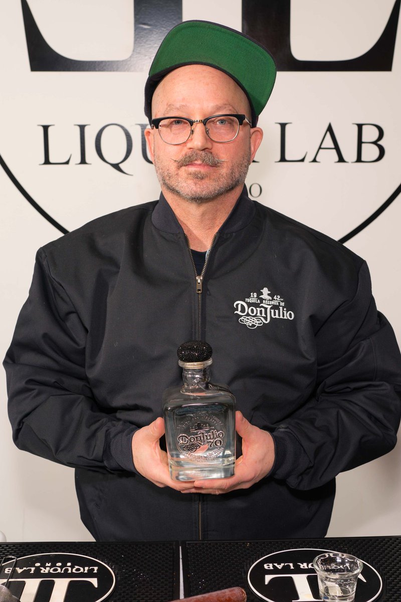 thirsty_mag's tweet photo. Congratulations David Roth of NYC who won the first ever @donjulio #StarBack Competition. Dave will work alongside Modern Bar Icon @Charles_Joly at a MAJOR Awards Season event in Los Angeles. #starback #donjulio @Diageo_NA @Diageo_News @TaraFougner #bartender #hospitality https://t.co/zBRilAyt60