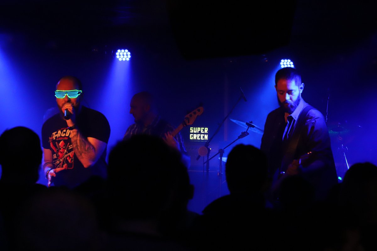 📷 Retour en images sur LEM'On Rock #9 🍋 de Jeu. 23 Jan. 2020 au 109, Le Guingois. Soirée organisée par les élèves de l'option #musique du Lycée Madame de Staël de Montluçon, riche en émotions, en mignonneries et pépites musicales 🤗🥰😎 
+ de photos 👉 bit.ly/2uHzbtD