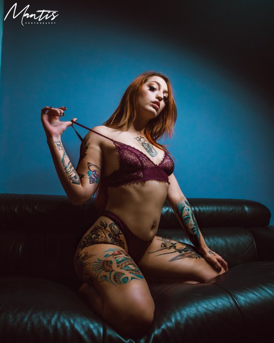 LET&rsquo;S CELEBRATE MY BIRTHDAY MONTH ON MY ONLYFANS!!!  For all February my account is only for 4.99$ (+<a href="/tag/harness"class="tags"><span>#harness</span></a>