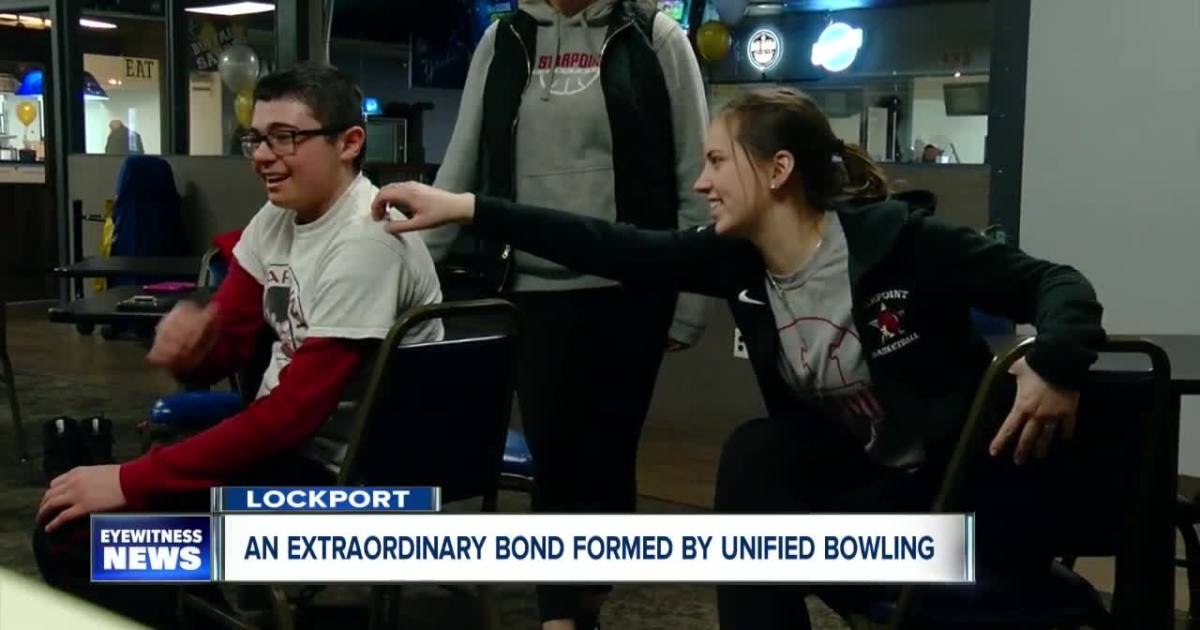 SpecOlympicsNY's tweet photo. This is what Unified Sports are all about! Learn more about Starpoint student-athletes Kellen and Tyler in the video below. #PlayUnified #LiveUnified #SpecialOlympicsNY https://t.co/pxJSok1iv1 https://t.co/Oon5oWyQD8