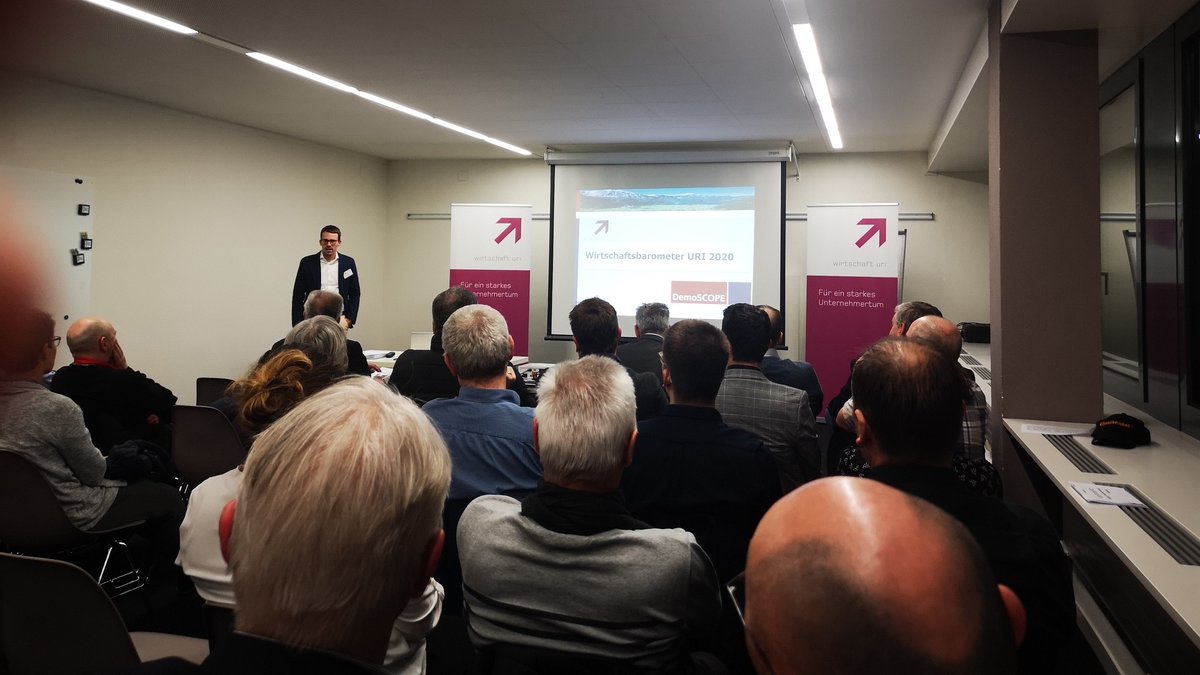 Parlamentarierforum Spezial zum aktuellen Wirtschaftsbarometer Uri: verhaltene bis leicht negative Entwicklungstendenzen; was können wir beitragen für positivere Aussichten?

#Altdorf #Wirtschaft #Uri