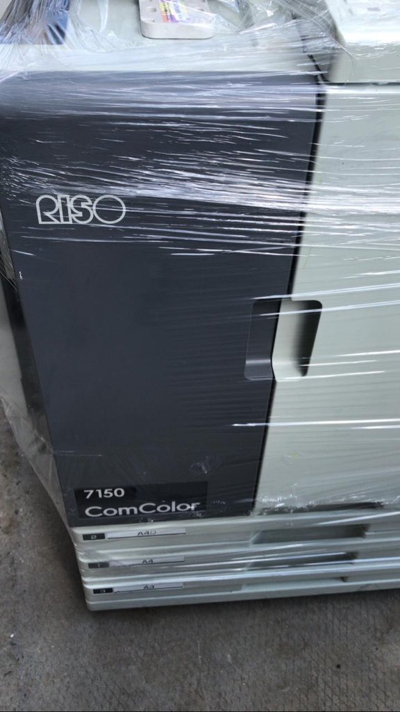 RComcolor's tweet photo. #iran #riso #comcolor 
#service 
#ink #parts
00982166001100 https://t.co/WLF2TG2trS