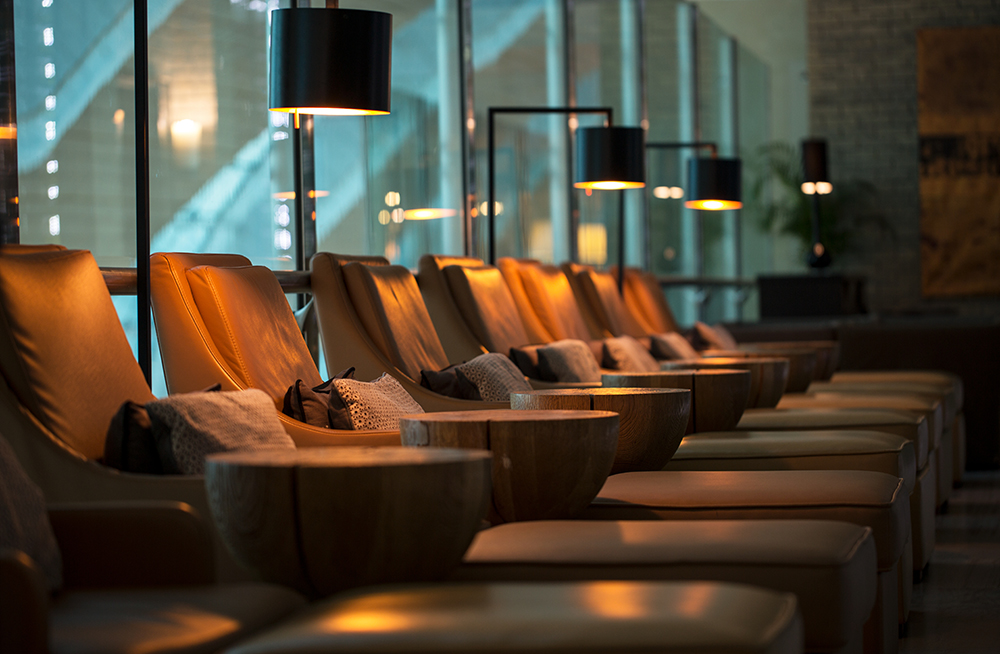 El Ahlan Lounge at B by <a href="/DubaiIntlHotel/">Dubai International Hotel</a> en T3 Dubai Int'l fue nuestro ganador regional para el Medio Oriente, India y África en los #LoungeOfTheYear Awards el año pasado. ¡Pronto anunciaremos los ganadores de este año! ¿Cuál es tu salón favorito? bit.ly/2S3qfXg