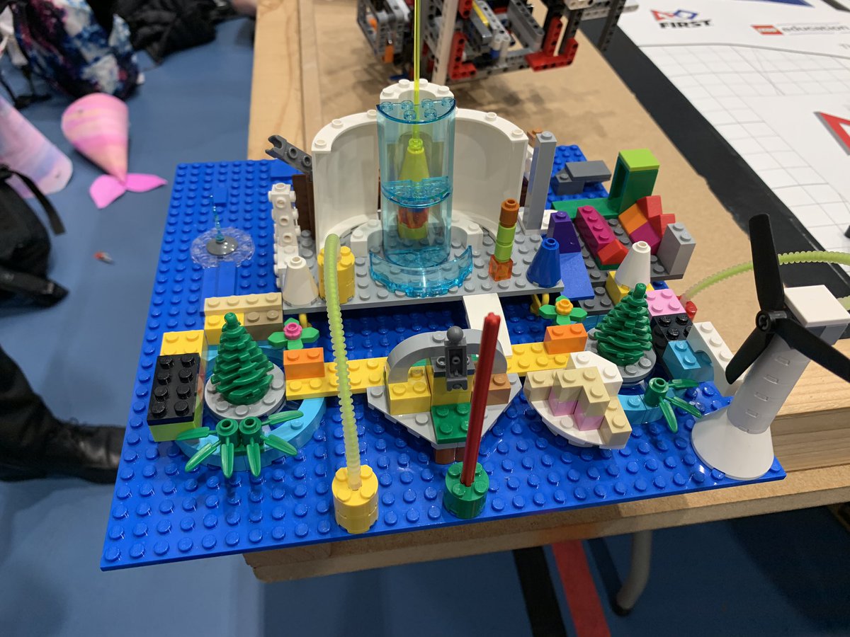 Stuartsfactory's tweet photo. First Lego league challenge @cumbriastem #FLLUK 
Team Atlantis 👍 https://t.co/BGToF5EI22