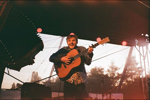 Koncertní sezona se pomalu, ale jistě rozjíždí! V únoru se na vás budu těšit v Humpolci a na Kladně! 🎸
7. 2. Humpolec / Divadlo za komínem
26. 2. Kladno / Dundee (solo) 📷 @dansalac