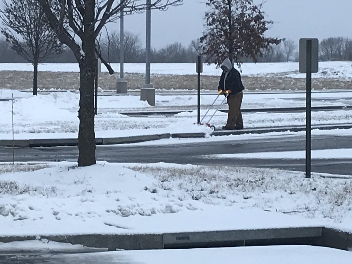 svelsr7's tweet photo. The man. The myth. The SVE legend.
Mr. Lawson.
#keepsussafe
#svpower
#gooddude https://t.co/NAeAw0ON6Z