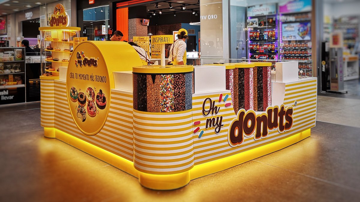 olgallopis's tweet photo. Las tiendas pop-up son una nueva forma de diseรฑar lo que conceptualizamos como locales. Su naturaleza flash promueve un estilo de diseรฑo mรกs evocador, impactante y altamente conectado con la marca. #brandspaces #branding #popupstore https://t.co/prRRqHgUKd