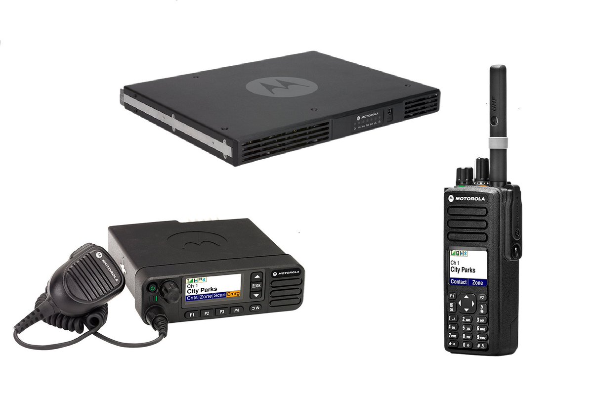 vbddrenthe's tweet photo. Met deze apparatuur werken? Interesse in digitale maar ook analoge verbindingen? Interesse in hulpverlening? Rode Kruis Verbindingsdienst Drenthe kan wel wat hulp gebruiken! #RodeKruis #VBDDrenthe #vrijwilligerswerk https://t.co/Sy3fTrQu81
