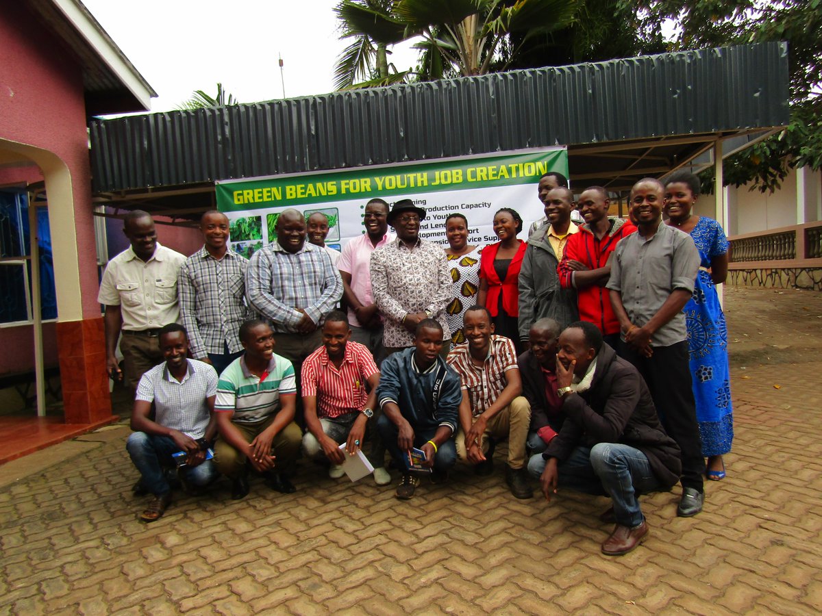 drabainc's tweet photo. @ShambanSolution 
STAKEHOLDERS MEETING
GREEN BEANS 4 YOUTH JOB CREATION PROJECT 

The main goal of the project is to improve livelihood of at least 2,200 youth by enabling them to enter into gainful employment in green beans value chain under contract farming.  @drabainc https://t.co/lupSPgRfN3