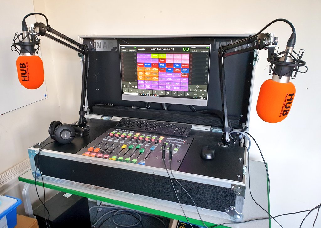 I'm currently at <a href="/CamEverlands/">Cam Everlands</a> Primary School - great children, and an incredible radio station set-up! Thank you Mr Kinsley for inviting me 📻🎙️👏🏽

#FreshAirCamDursley #Dursley #GLtogether #community #BBClocal