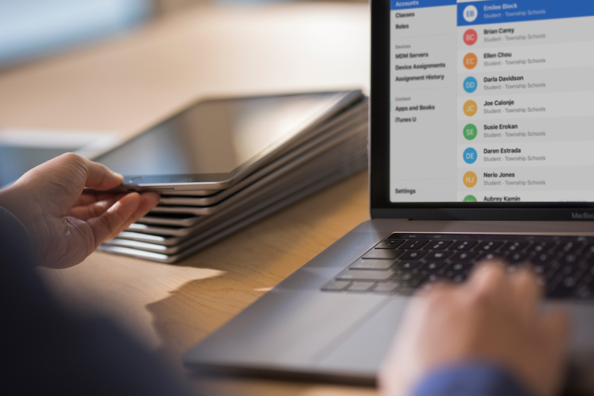 jtrsltd's tweet photo. New Mac Article on the Blog! Read our guide and watch our free tutorials to learn how your teaching life can be easier with #Mac https://t.co/lKeMxWTR4Z @AppleEDU #EdTech #InstantAlpha #PhotoBooth #TimeMachine https://t.co/8WzUH3PUB0