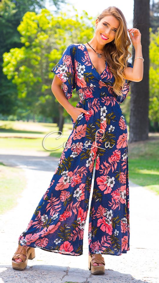 camlu_cl's tweet photo. ENTERITO CAMLU MANGA ANCHA
❤ Pincha este link y compra directo➡ https://t.co/gPh8S96BLU
◽ #OFERTA $15.495------- ANTES $26.990,-
◽ Color: Rojo
◽ Talla: Estandar
◽ Material: Viscosa
Revisa más y compra en: https://t.co/OFly6TOiMn https://t.co/zmnAIpAZRk