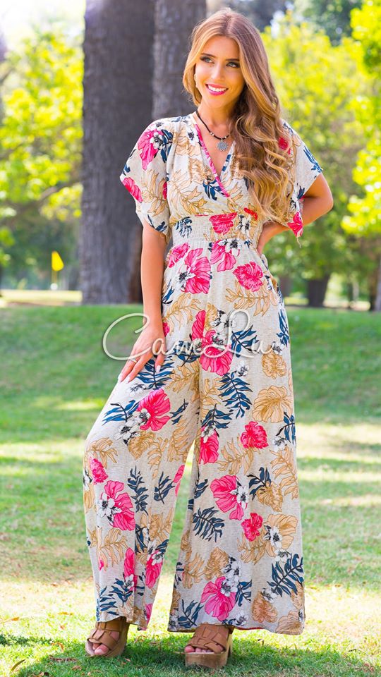 camlu_cl's tweet photo. ENTERITO CAMLU MANGA ANCHA
❤ Pincha este link y compra directo➡ https://t.co/gPh8S96BLU
◽ #OFERTA $15.495------- ANTES $26.990,-
◽ Color: Rojo
◽ Talla: Estandar
◽ Material: Viscosa
Revisa más y compra en: https://t.co/OFly6TOiMn https://t.co/zmnAIpAZRk