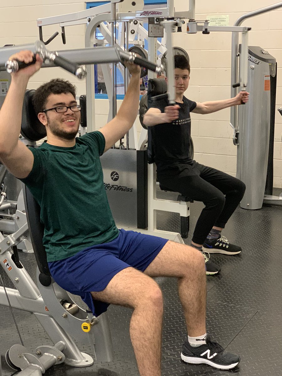 jhsphysed's tweet photo. Knocker ball in Lifetime Activities and weight room max challenge in Weight Training on Tuesday. #knockerball #MinnesotaNationalGuard #jaguarnation @jaysenanderson @District271 https://t.co/5k7lSom23R