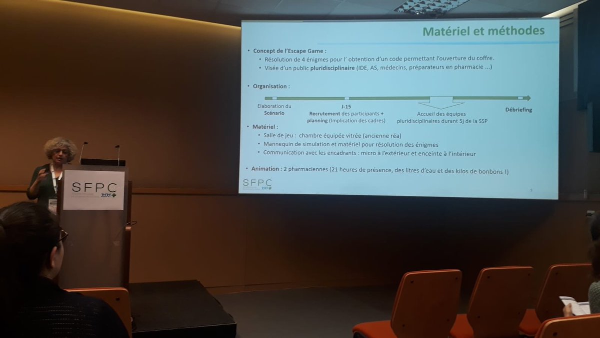 ChristinBlondin's tweet photo. Le bon usage du médicament par le jeu : Communication orale du Dr Afifi Pharmacien au @CHBassindeThau #SFPC2020 #escapegame
#nanazafifi #delphinedirand https://t.co/v9rzu77Z1H