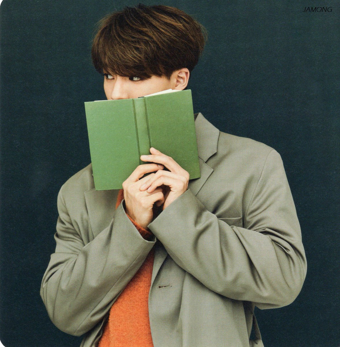 jjarchiv's tweet photo. [scan] NCT DREAM Japan Commemorative Album 「THE DREAM」 #JENO © jamong808 https://t.co/1haKMfqmIJ