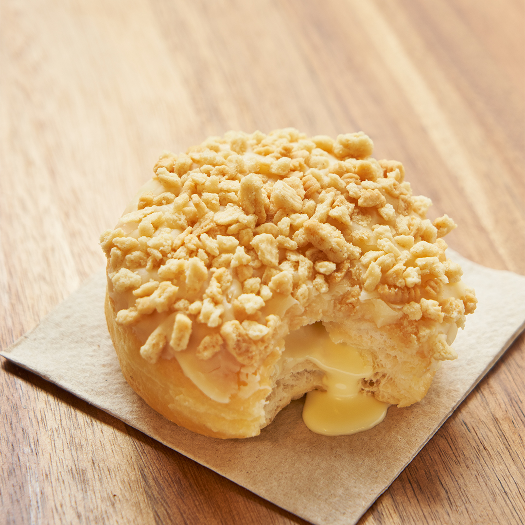 TimHortonsES's tweet photo. Derretirse por dentro al pensar en un Doughnut Golden Oreo  🤤 https://t.co/4v54EhSyQQ